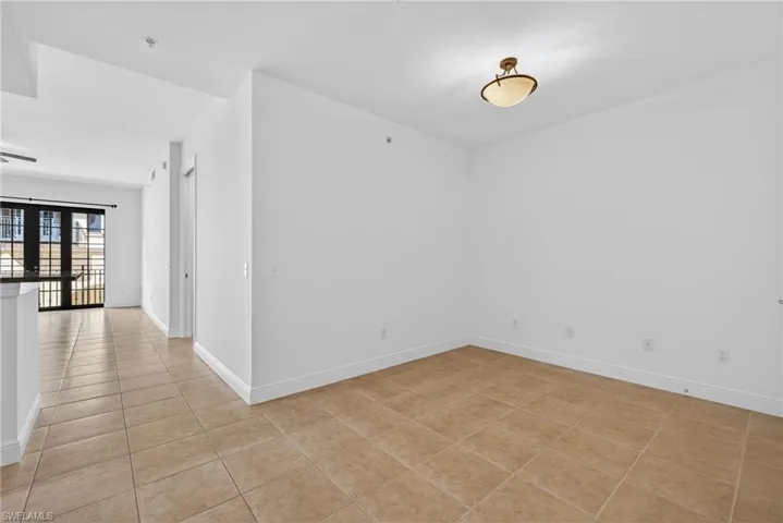 Den/Dining Room/Flex room