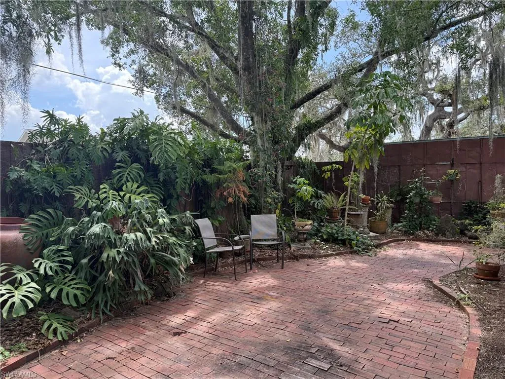 518 Oak AVE, Sebring, FL 33870,2025000398