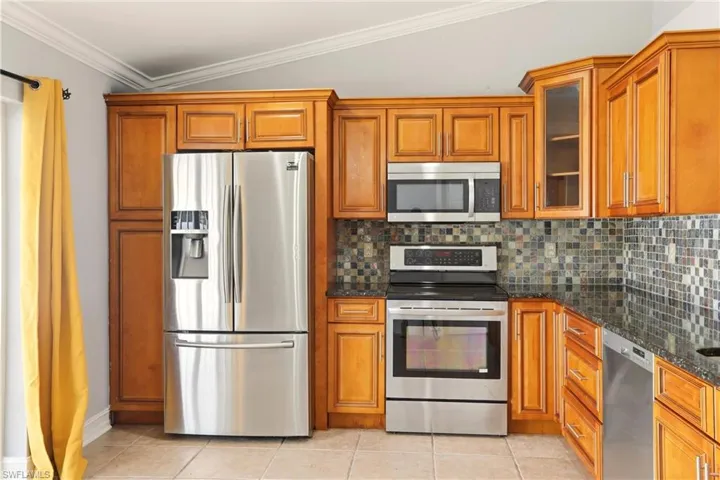 1209 Nw 19th St, Cape Coral, Florida 33993
