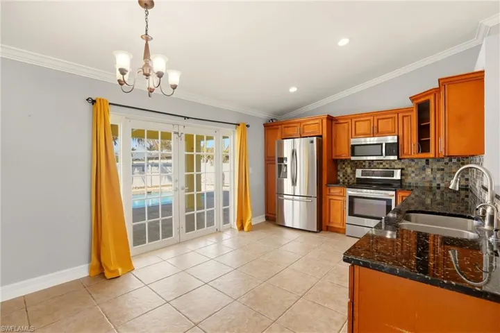 1209 Nw 19th St, Cape Coral, Florida 33993