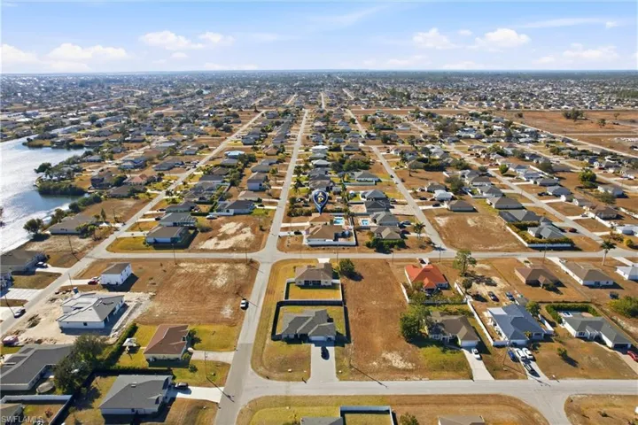 1209 Nw 19th St, Cape Coral, Florida 33993