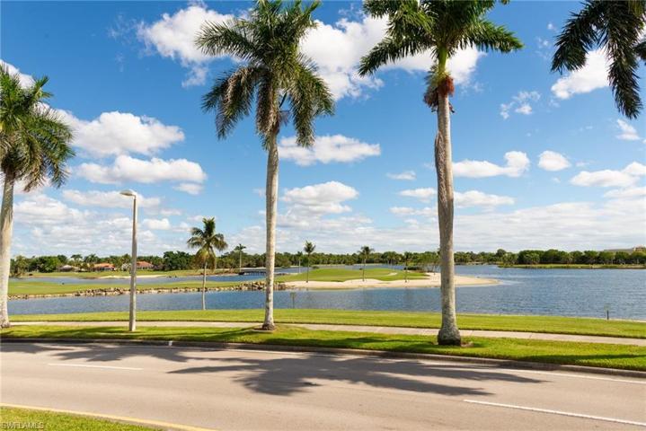 Lely Resort is home to three 18-hole championship golf courses.  The Mustang and the Flamingo are public golf courses and available for play year round.