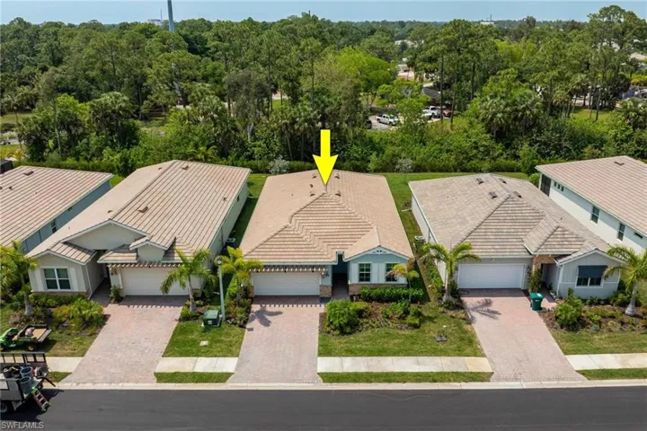 299  Tamarindo  LN, Naples, FL 34114