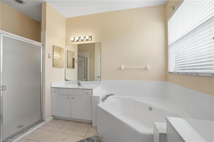 12565 Stone Valley Loop, Fort Myers, Florida 33913
