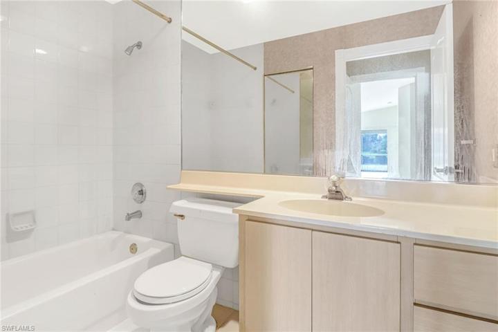 3695 El Segundo CT, NAPLES FL 34109
