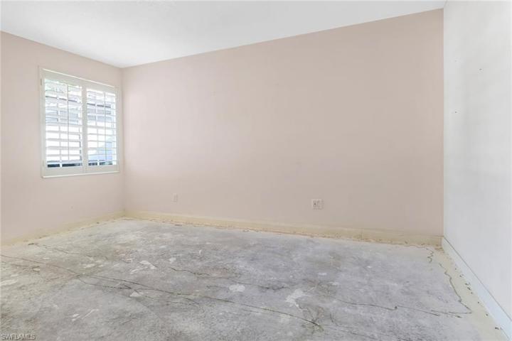 3695 El Segundo CT, NAPLES FL 34109