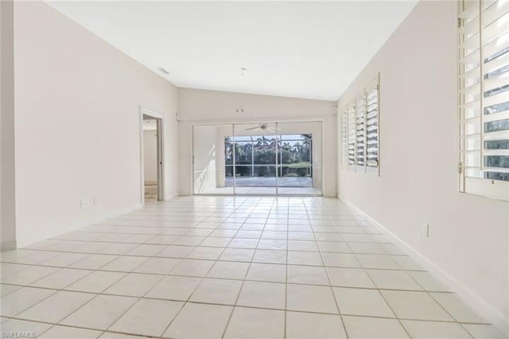 3695 El Segundo CT, NAPLES FL 34109