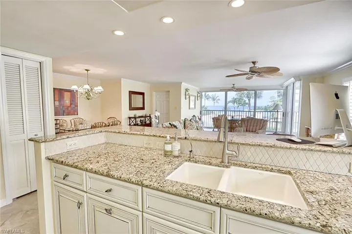 3483  Gulf Shore N BLVD, Naples, FL 34103