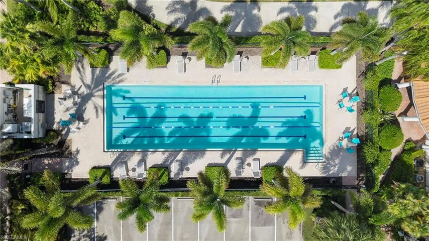 Bird's eye view of a pool area