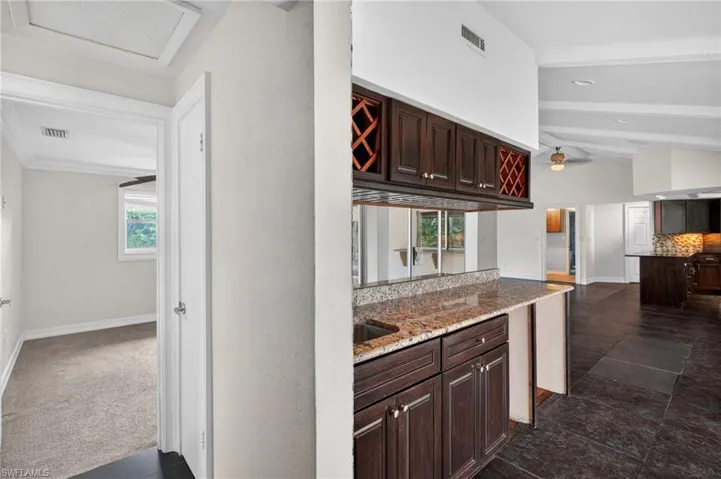 5231 Greenbriar Dr, Fort Myers, Florida 33919