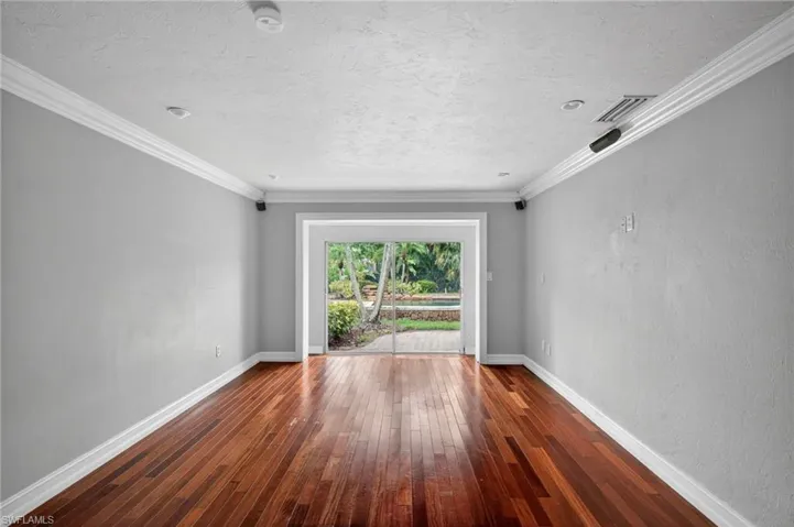 5231 Greenbriar Dr, Fort Myers, Florida 33919