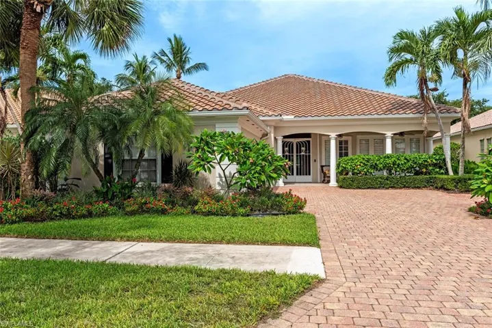 2904  Hatteras  WAY, Naples, FL 34119