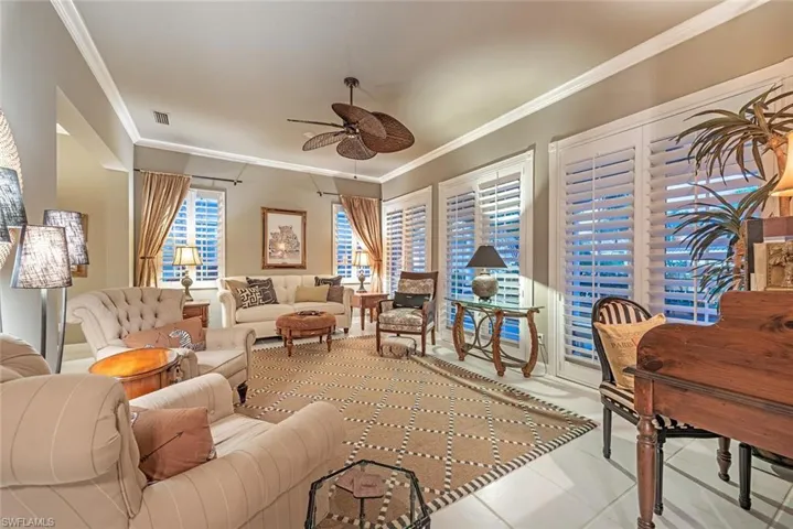 2904  Hatteras  WAY, Naples, FL 34119