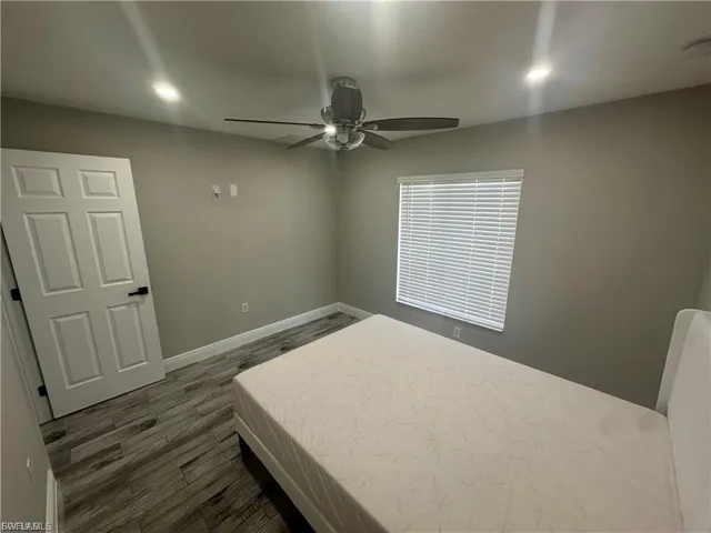 1518 Ne 43rd Ln, Cape Coral, Florida 33909