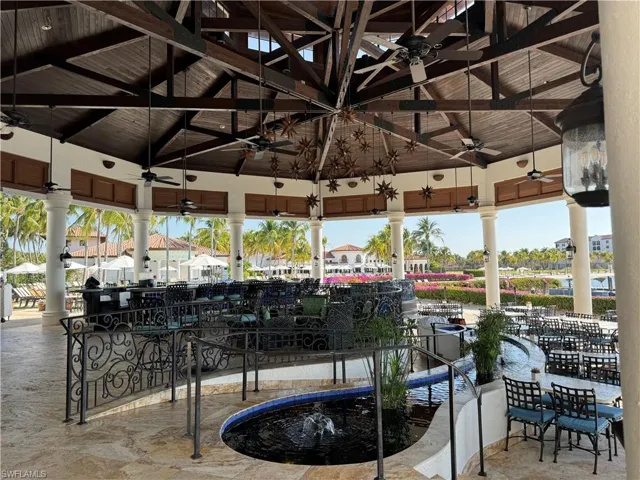 View of patio / terrace with ceiling fan