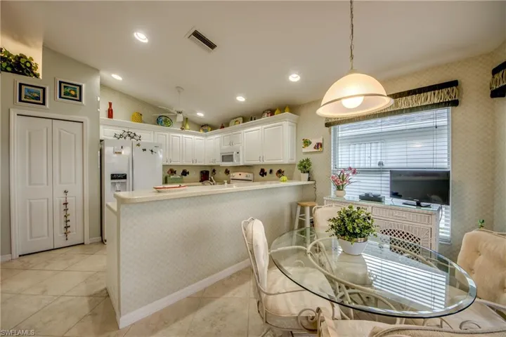 Kitchen nook for casual dining.
