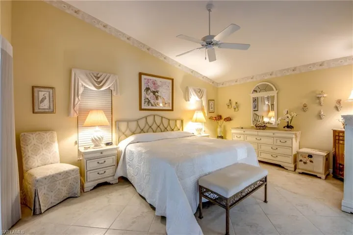 Spacious master suite with ensuite master bath.