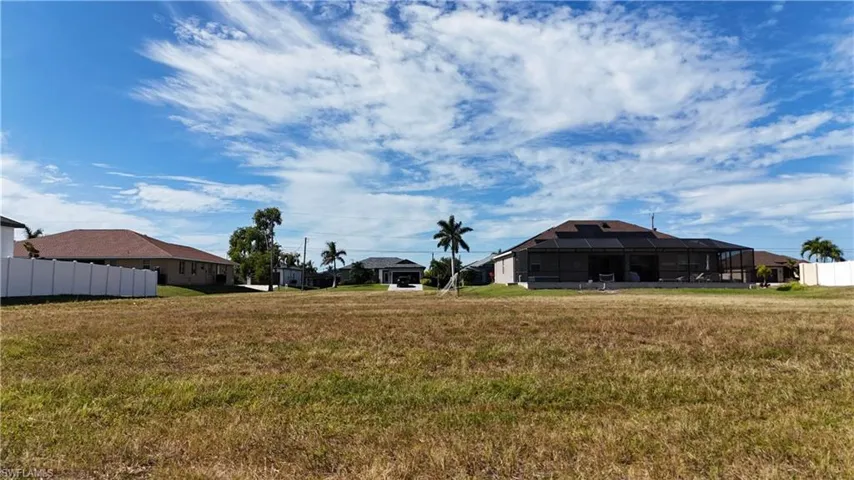 126 Sw 36th Pl, Cape Coral, Florida 33991