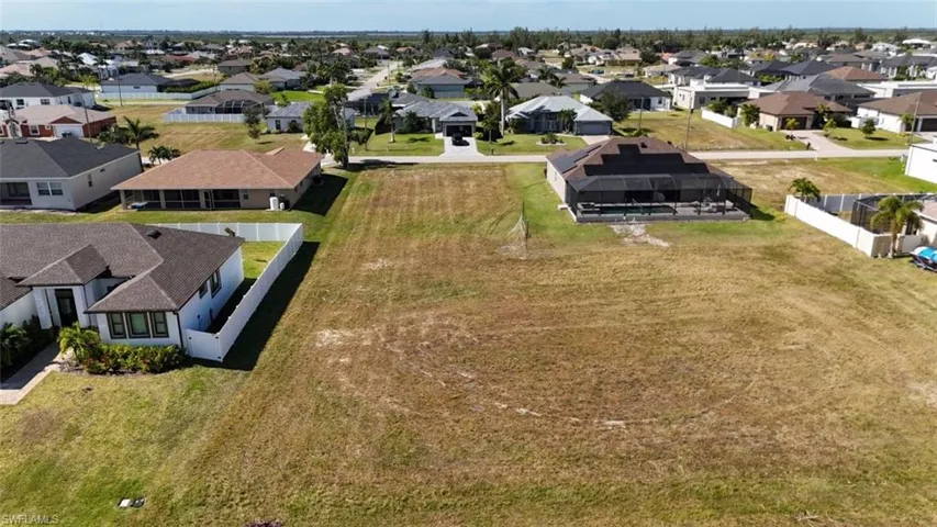 126 Sw 36th Pl, Cape Coral, Florida 33991