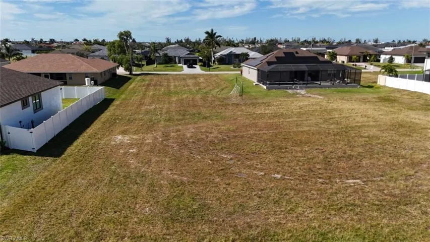 126 Sw 36th Pl, Cape Coral, Florida 33991