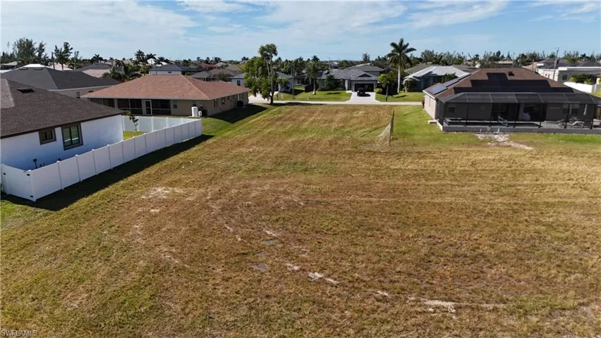 126 Sw 36th Pl, Cape Coral, Florida 33991