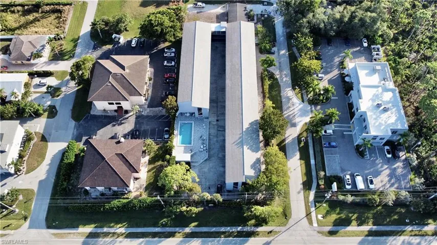 826 Wiggins Pass Rd 201, Naples, Florida 34110