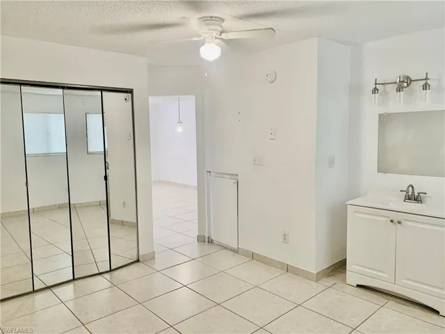 826 Wiggins Pass Rd 201, Naples, Florida 34110