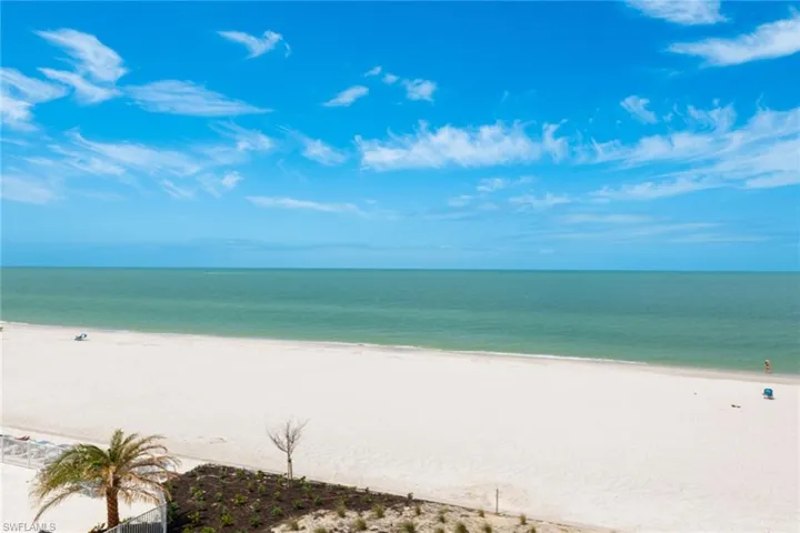 3443  Gulf Shore N BLVD, Naples, FL 34103