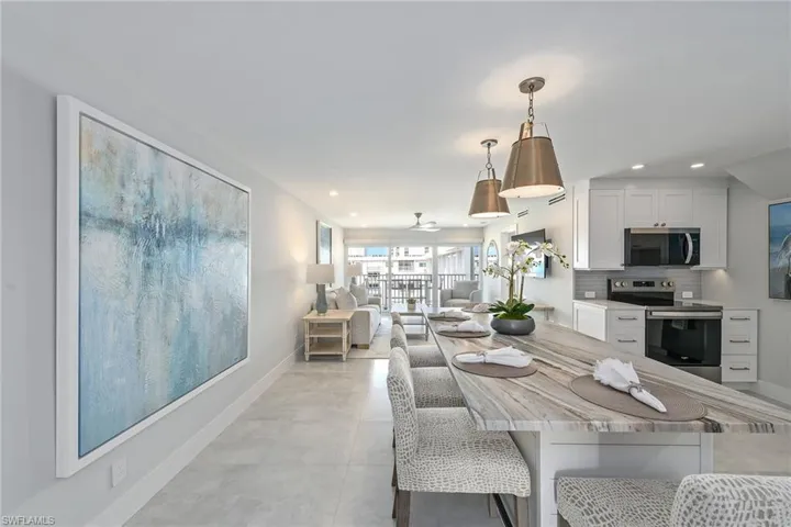 3443  Gulf Shore N BLVD, Naples, FL 34103