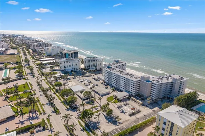 3443  Gulf Shore N BLVD, Naples, FL 34103