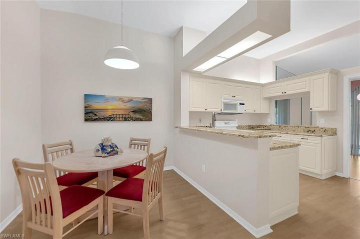 Eat in Kitchen