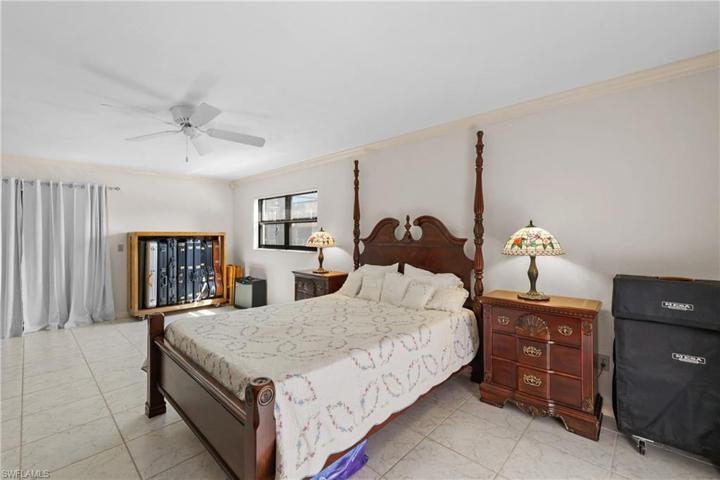 2727 SE 24 PL, CAPE CORAL FL 33904