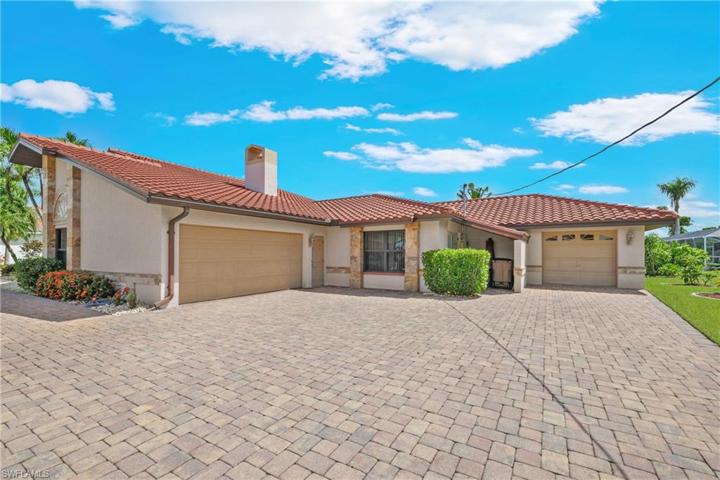 2727 SE 24 PL, CAPE CORAL FL 33904