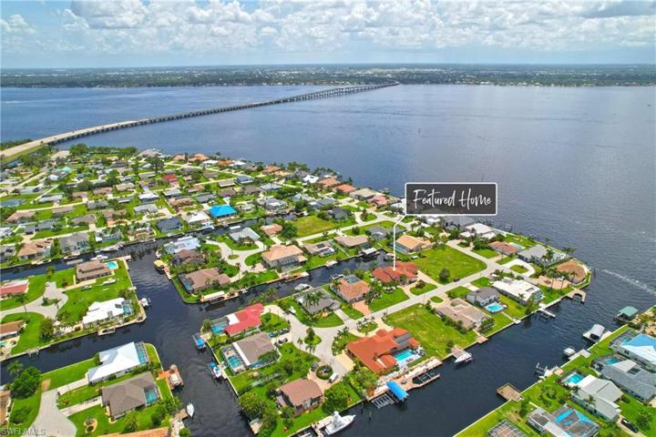 2727 SE 24 PL, CAPE CORAL FL 33904