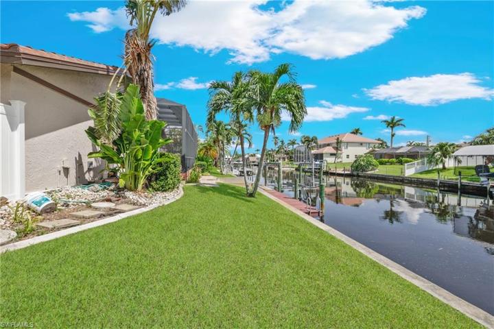 2727 SE 24 PL, CAPE CORAL FL 33904