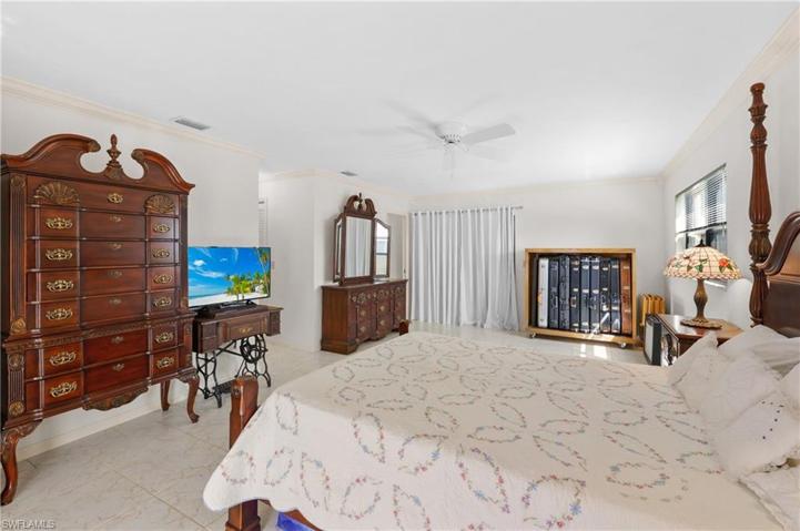 2727 SE 24 PL, CAPE CORAL FL 33904