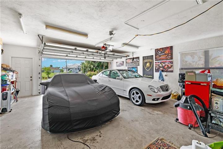 2727 SE 24 PL, CAPE CORAL FL 33904