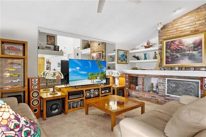 2727 SE 24 PL, CAPE CORAL FL 33904