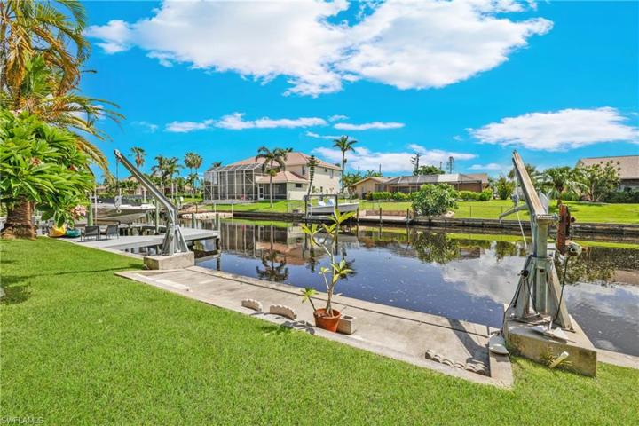 2727 SE 24 PL, CAPE CORAL FL 33904