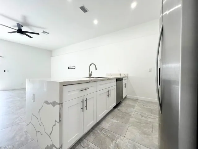 4622 Sw 7th Pl, Cape Coral, Florida 33914