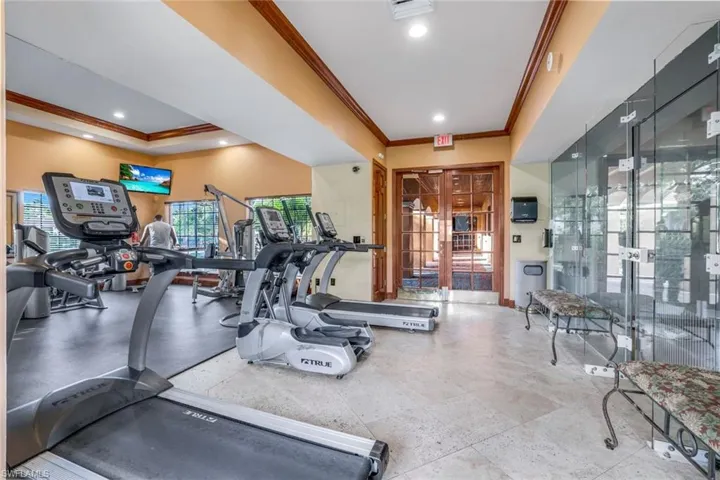 1205  Wildwood Lakes  BLVD, Naples, FL 34104