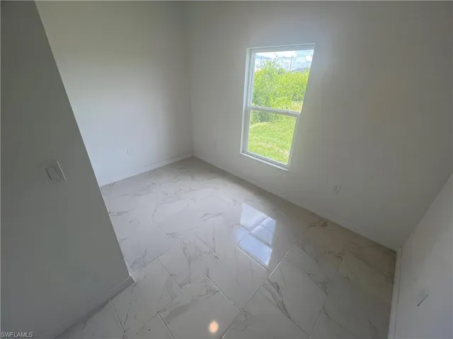 2805 20th St Sw, Lehigh Acres, Florida 33976