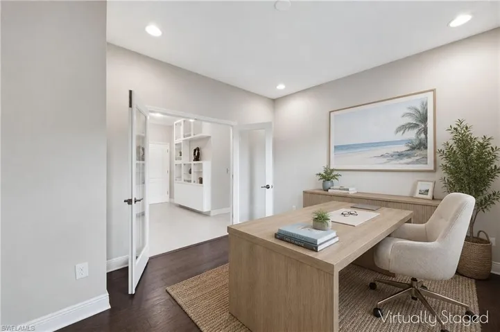 6966 Avalon Cir 908, Naples, Florida 34112