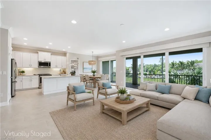 6966 Avalon Cir 908, Naples, Florida 34112