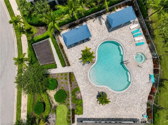 6966 Avalon Cir 908, Naples, Florida 34112