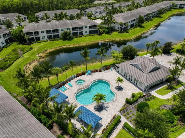 6966 Avalon Cir 908, Naples, Florida 34112
