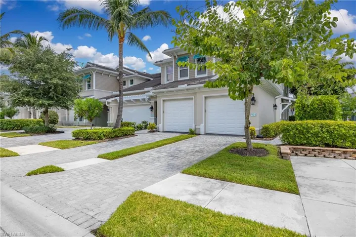 6966 Avalon Cir 908, Naples, Florida 34112