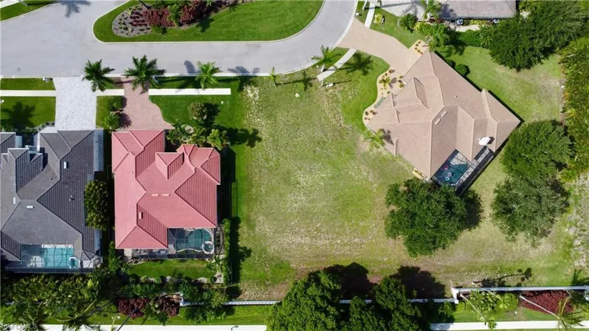 1907 Lagoon Ln, Cape Coral, Florida 33914