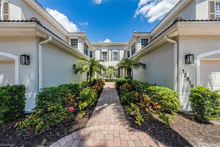 12819  Carrington  CIR, Naples, FL 34105