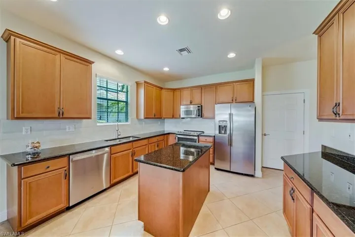 12819  Carrington  CIR, Naples, FL 34105